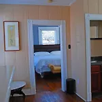 Inn At Patrick Henry\'S